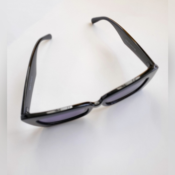 Fashion Cat Eye Sunglasses- Black - Picture 3 of 5